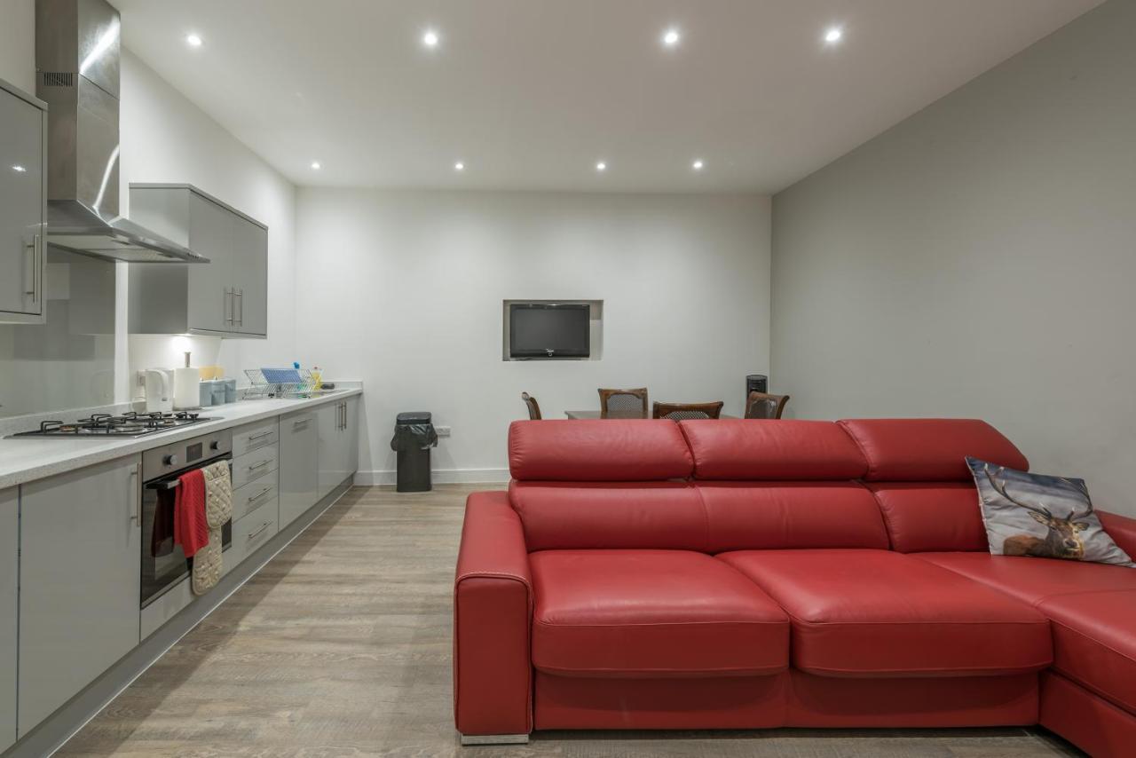 Haymarket Spacious 3 Bedroom Street Level Apartamento *