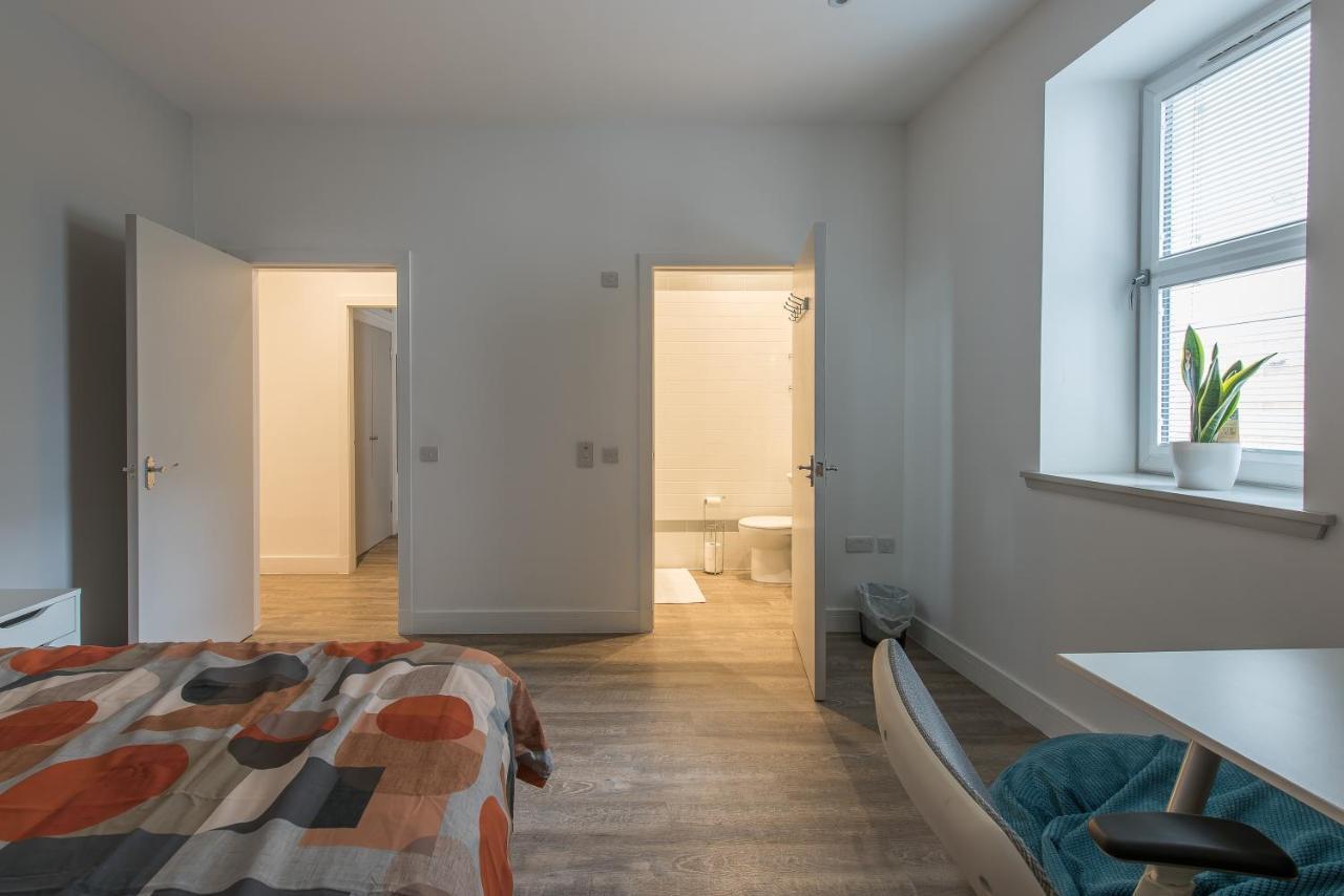 Haymarket Spacious 3 Bedroom Street Level Apartamento *